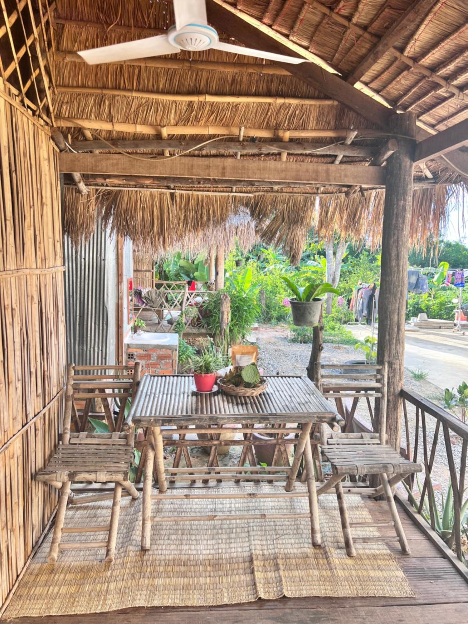 Eco Homestay *